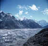 Himalaya_Khumbu_KhumbuGlacier_1.jpg (142587 bytes)