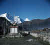 Himalaya_Khumbu_Khumjung_1.jpg (106026 bytes)