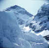 Himalaya_Khumbu_MountEverest_BC_11.jpg (117857 bytes)