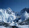 Himalaya_Khumbu_MountEverest_BC_3.jpg (137334 bytes)
