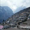 Himalaya_Khumbu_Namche_3.jpg (141513 bytes)