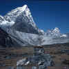 Himalaya_Khumbu_Taboche_1.jpg (159919 bytes)