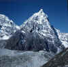 Himalaya_Khumbu_Taboche_3.jpg (176084 bytes)