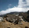 Himalaya_Khumbu_TsuroOg_1.jpg (129691 bytes)