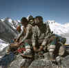 Himalaya_Rolwaling_TrashiLaptsa_2.jpg (124483 bytes)
