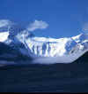 Tibet_Chomolungma_2.jpg (102755 bytes)