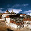 Tibet_TardjilingGompa.jpg (152841 bytes)